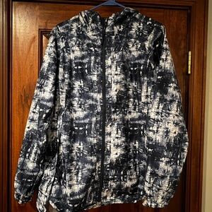 The North Face Navy and White Patterned Light Jacket